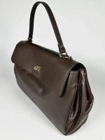 Женская сумка из натуральной кожи ягненка коричневого цвета