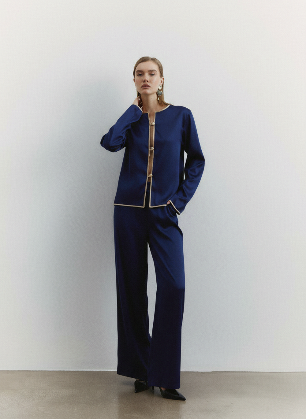 Костюм "Shine" из сатина, цвет тёмно-синий, р-р OS