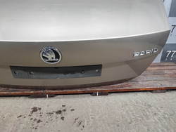 Крышка багажника Skoda Rapid 1 12-20 Б/У Оригинал 5JA827023A