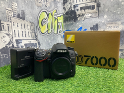 Nikon D7000 2.300 кадров