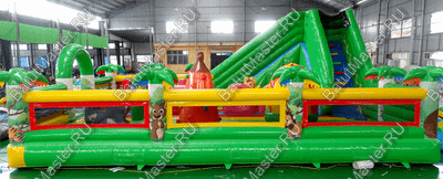 Надувной батут "Джунгли малый" борта с сеткой, размер 10*7*5 м