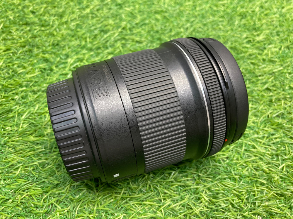Canon EF-S 10-18mm 4.5-5.6 IS STM