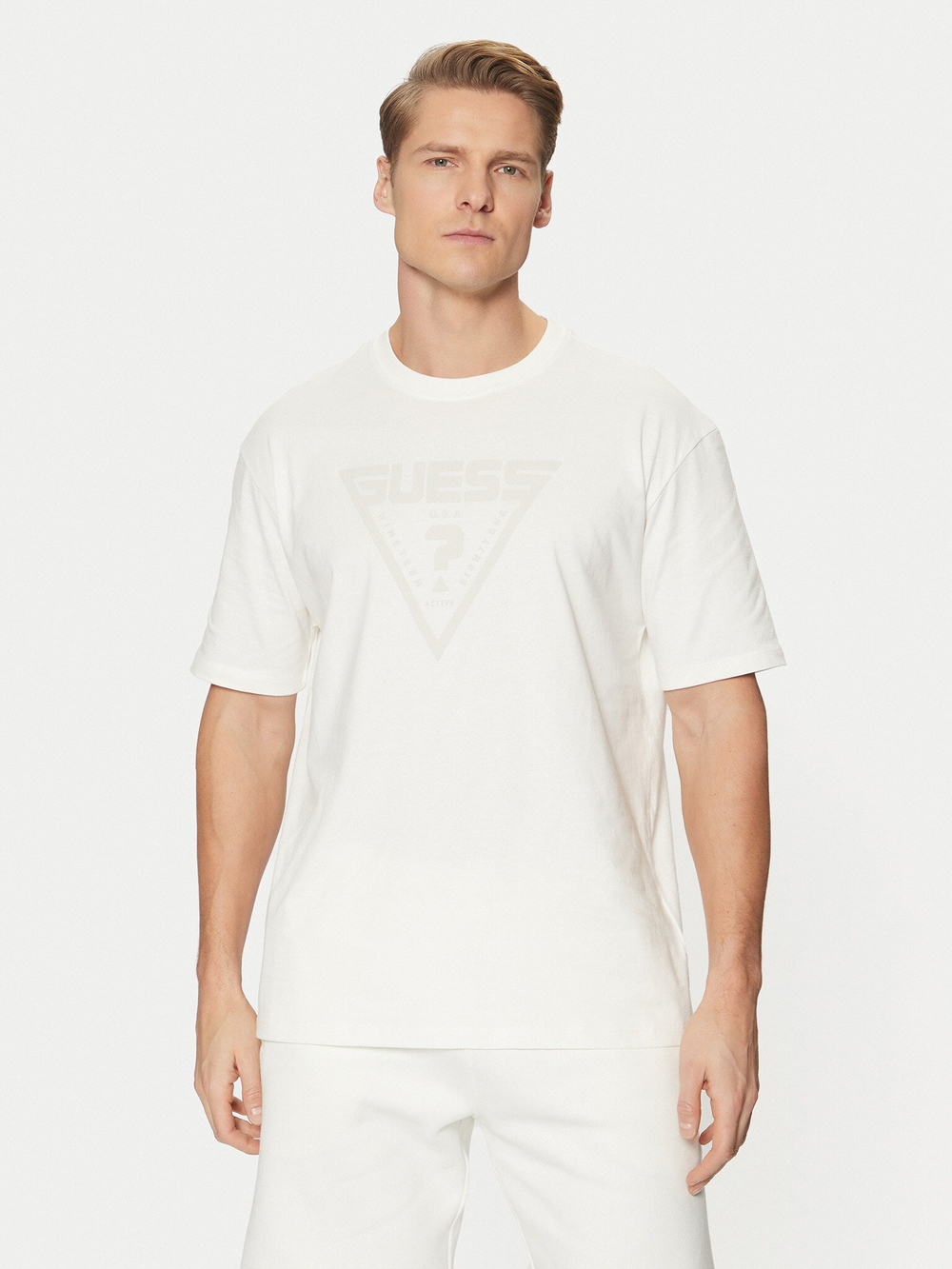 Футболка мужская GUESS