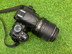 Nikon D3100 kit 18-55mm 3.5-5.6G VR 1.700 кадров