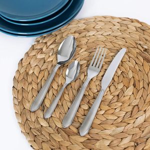 Столовые приборы