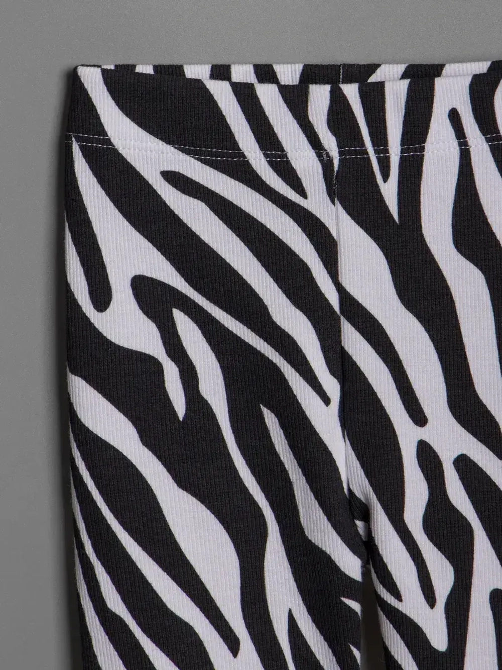 Черно-белые велосипедки для девочки