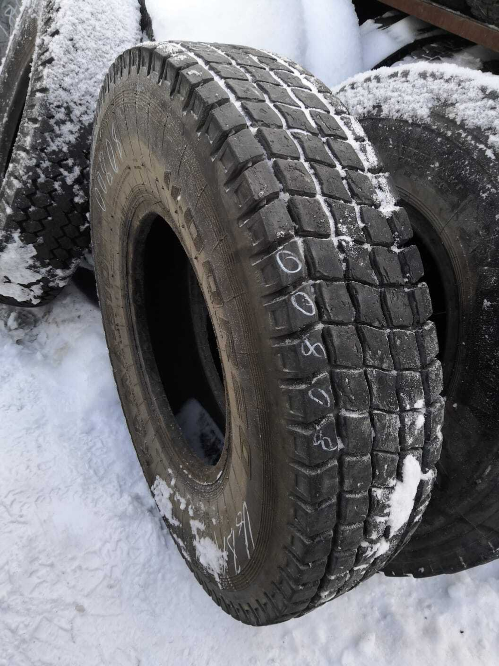11.00R20 Kama 310 шина б/у