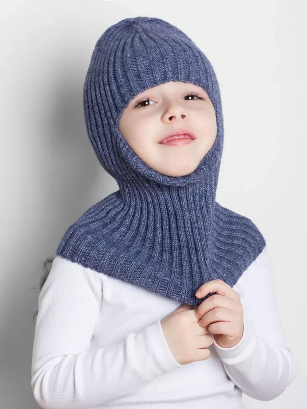 Балаклава для детей вязаная демисезонная