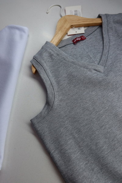 Школьная серая - жилетка для детей 1 800 тг./шт. (оптом - цена за 4 размера)