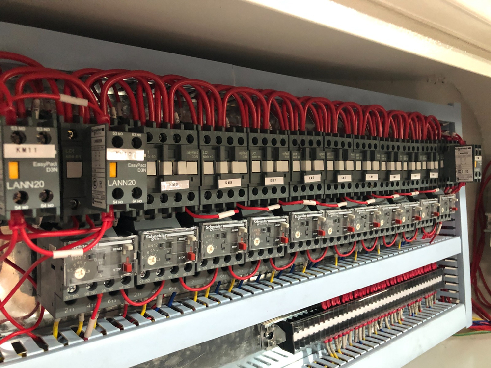 Станок для прямой обработки кромок стекла SBT-ZV9M