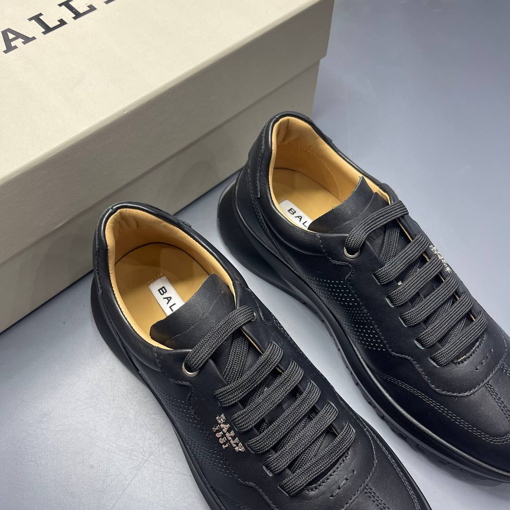 Кроссовки Bally