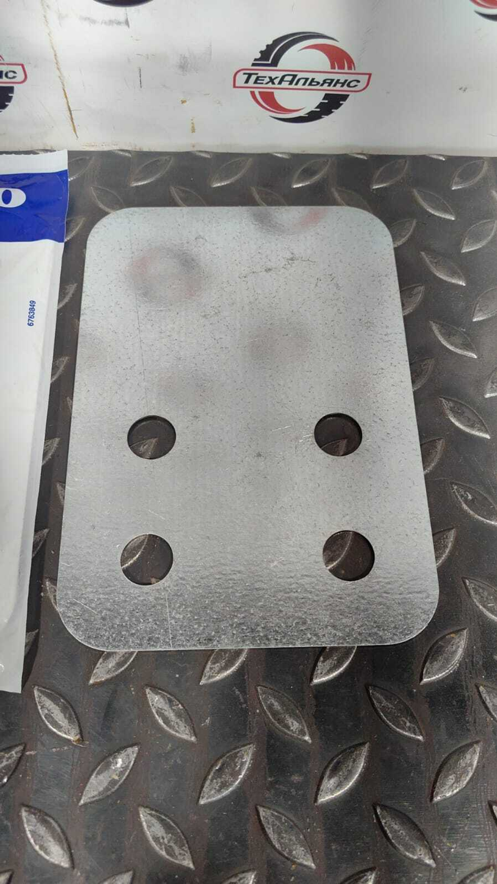 Пластина 16259424