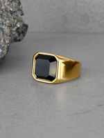 Классическая печатка с черным камнем