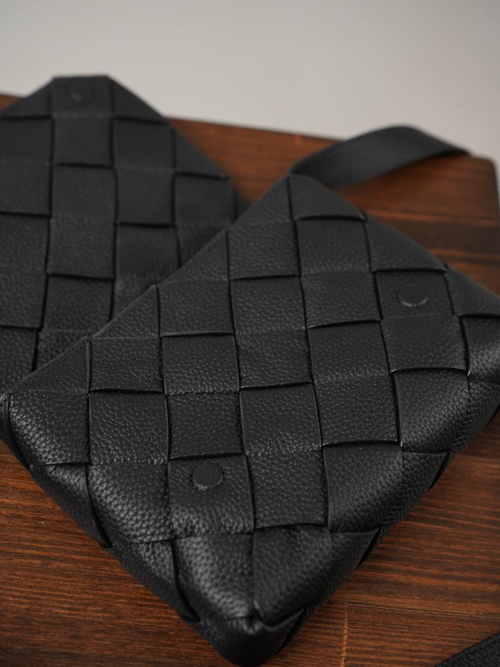 Сумка-мессенджер Bottega Veneta