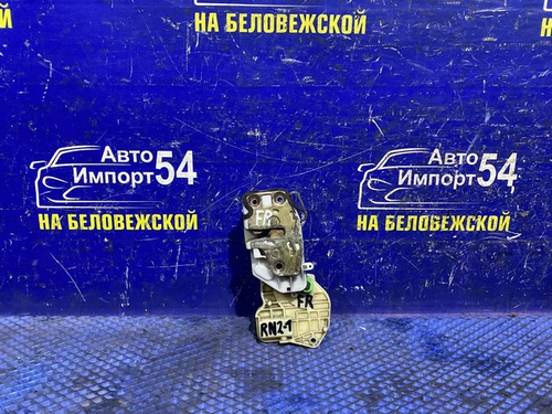 Замок двери передней правой Honda STREAM 2001