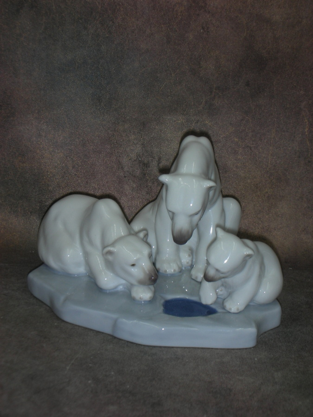 Статуэтка. Фарфор. Медведица с медвежатами. Lladro. Испания