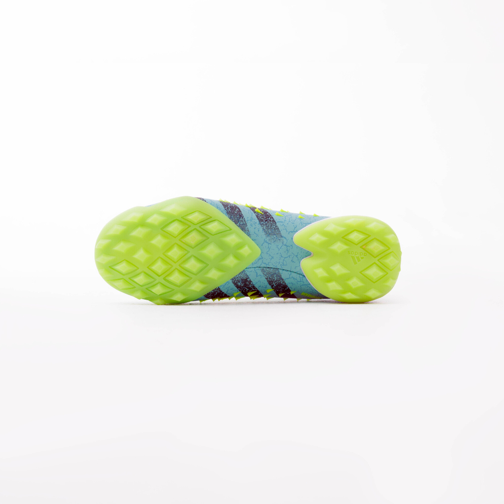 TF / Adidas PREDATOR FREAK .1 / Sky blue green