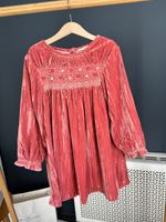 Бархатное платье Louise Misha, 122