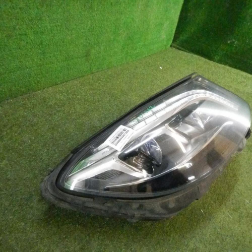 Фара правая Mercedes S W222 (2013-2017) LED Night Vision