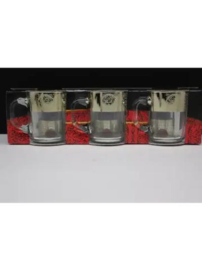 Набор кружек для чая и кофе.