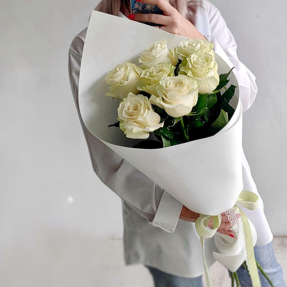 Букет 7 белых роз