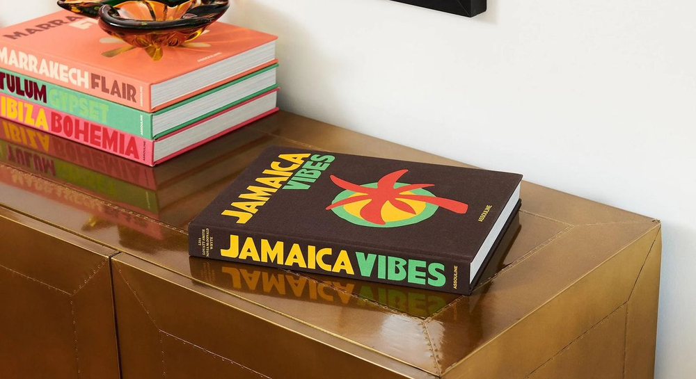 Книга Assouline Jamaica Vibes в твердом переплете
