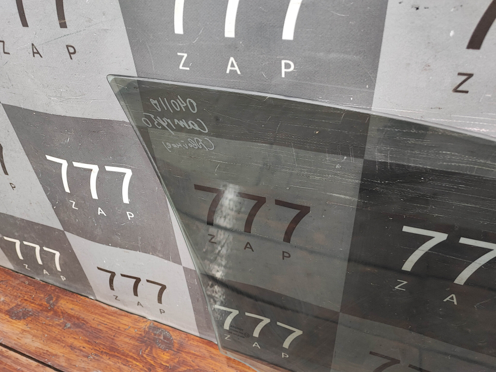 Стекло переднее левое двойное Camry (XV50) 11-18 Б/У Оригинал