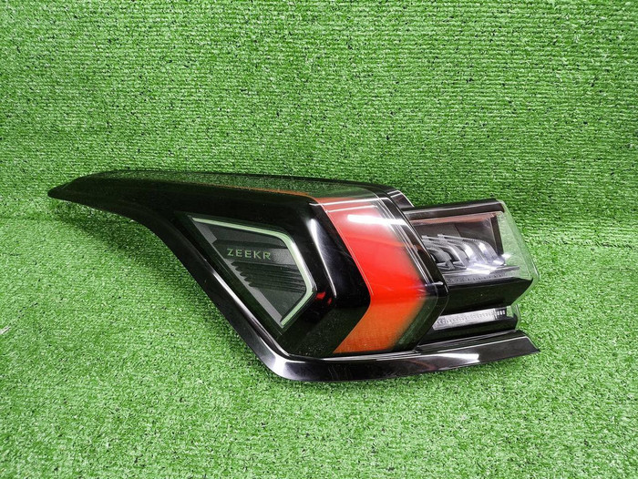 Фонарь левый внешний Zeekr 001 (2021-н.в.)