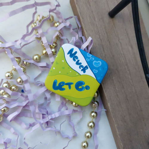 Значок / vhappiness / BTS / Never let go