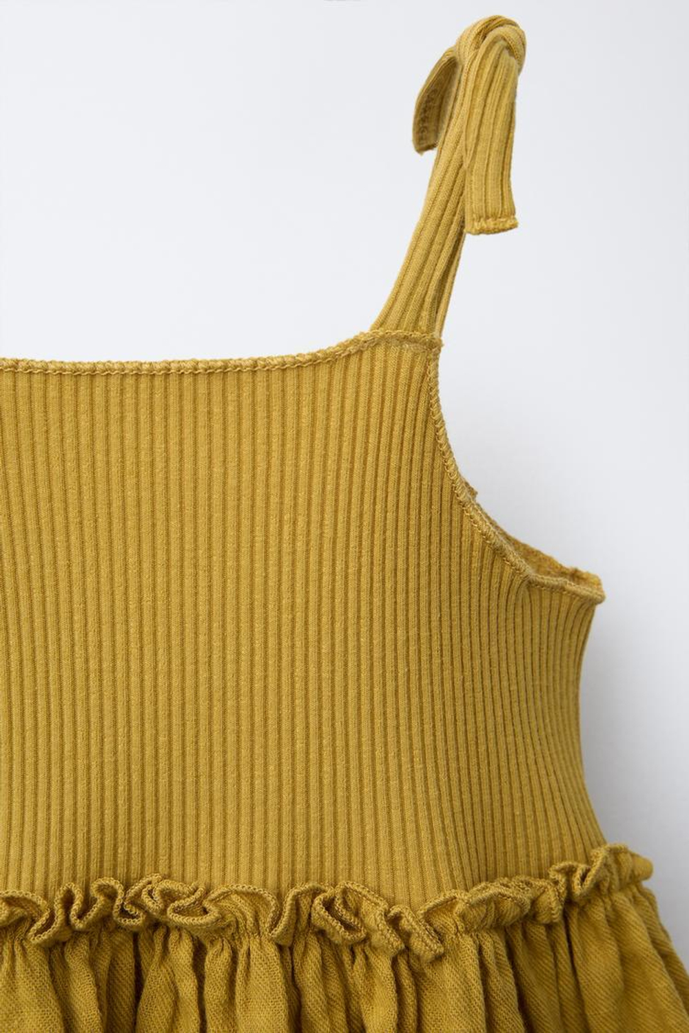 ZARA КОМБИНИРОВАННОЕ ПЛАТЬЕ В РУБЧИК С РЕЛЬЕФНЫМ УЗОРОМ, СВЕТЛО-ОЛИВКОВЫЙ