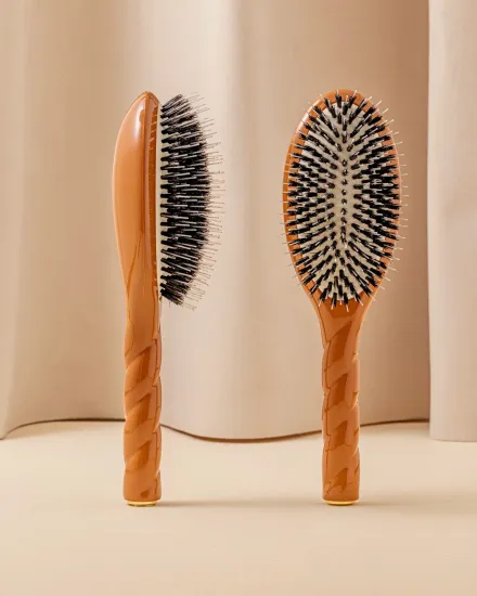La Bonne Brosse N.02 The Essential Do It All Brush