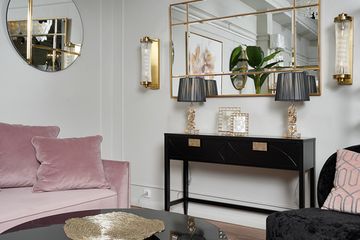 151SV-00003 Консоль черная 120*80*35см