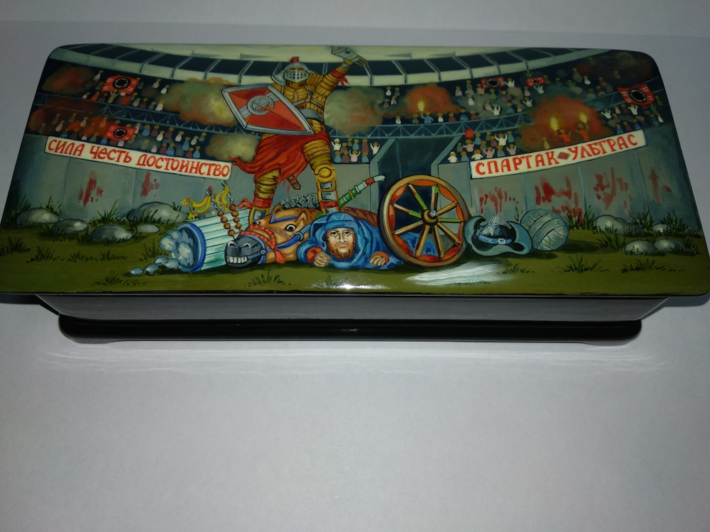 Шкатулка с ручной палехской росписью по заданию Заказчика