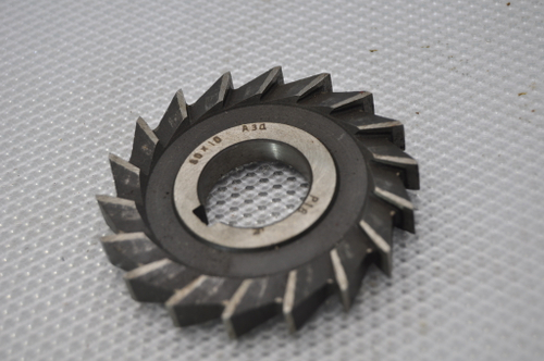 Фреза 3-хсторонняя 80х10х27 А3а Р18 z=18 прямозубая