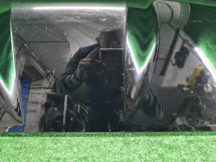 Спойлер крышки багажника Range Rover Sport 2 L494 (2017-2022)