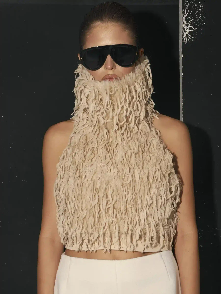 Топ с объемным горлом и открытой спиной, Бежевый