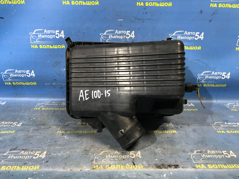 Корпус воздушного фильтра TOYOTA SPRINTER 1992