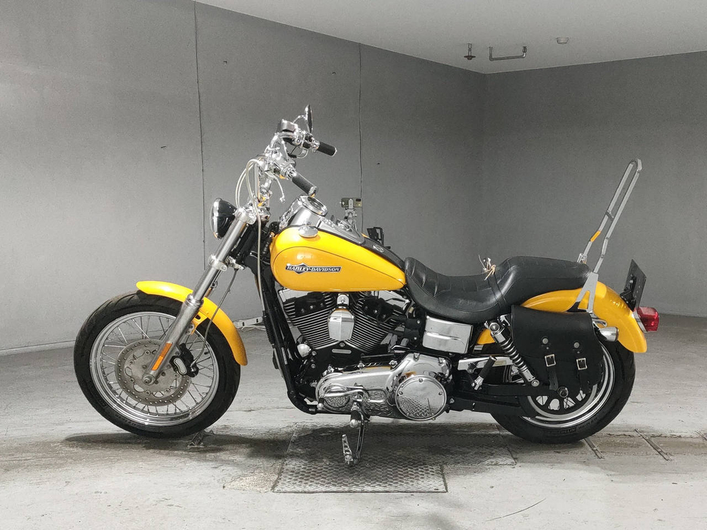 Harley-Davidson Super Glide FXDC1580 054358