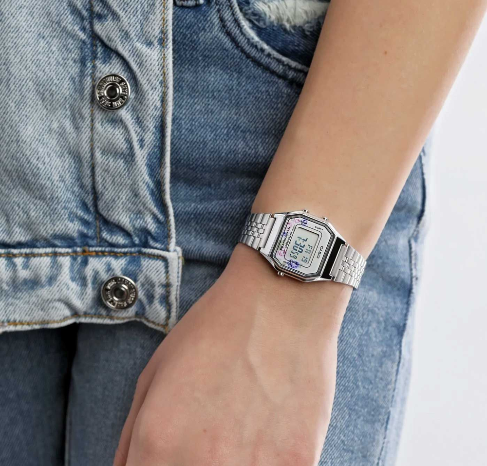 Женские наручные часы Casio Vintage LA680WA-4C