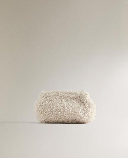 ZARA HOME КОСМЕТИЧКА ИЗ ИСКУССТВЕННОГО МЕХА, ЭКРЮ