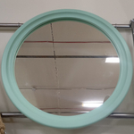 Зеркало круглое в деревянной раме