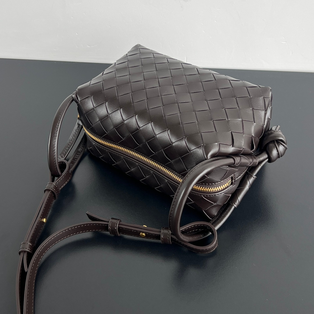 Bottega Veneta Small Loop Cross Body Bag 19 cm