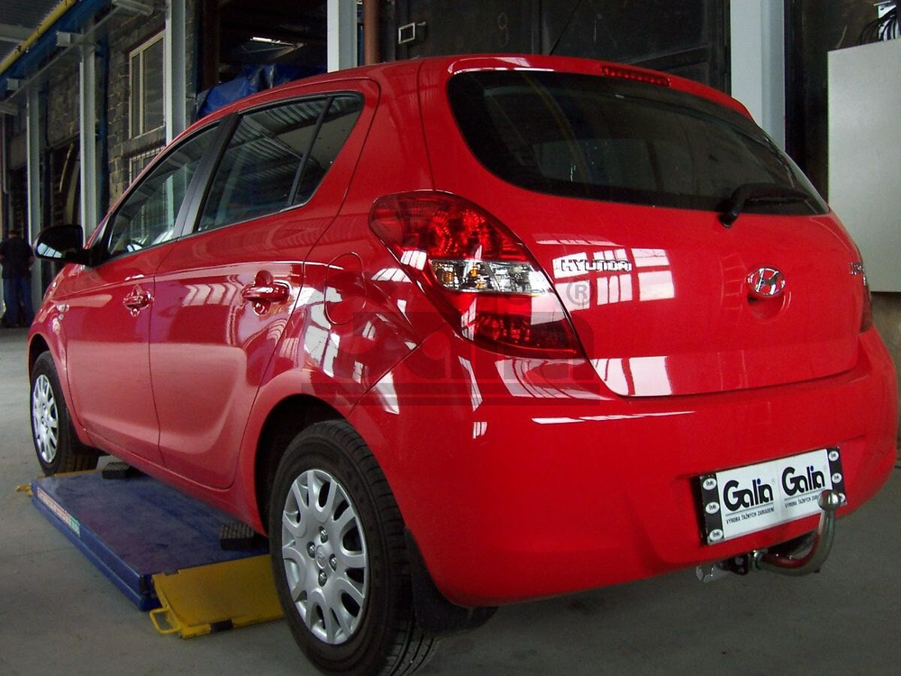 Оцинкованный фаркоп на Hyundai i20 2008-2014 (без электрики), Galia H080A