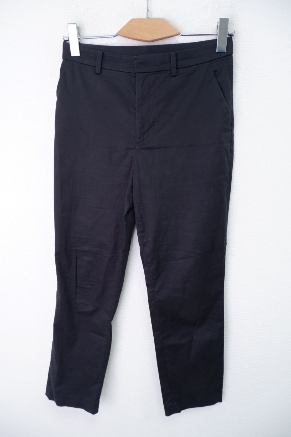 Брюки Uniqlo базовые 44 размер