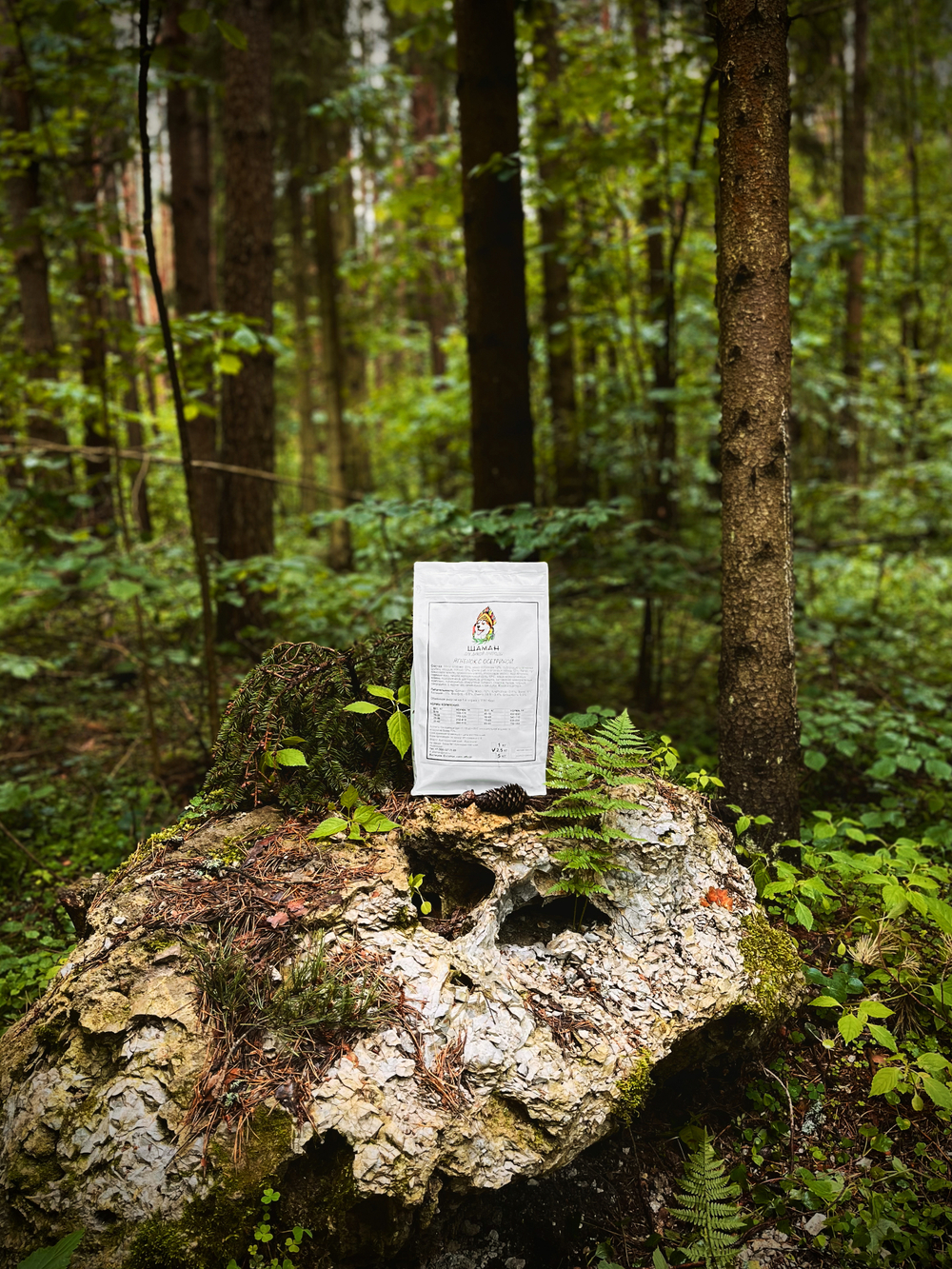 Сухой корм SHAMAN "Дух дикой природы" Ягненок с осетриной 2,5 кг; мелкая гранула; для взрослых собак; Класс Холистик