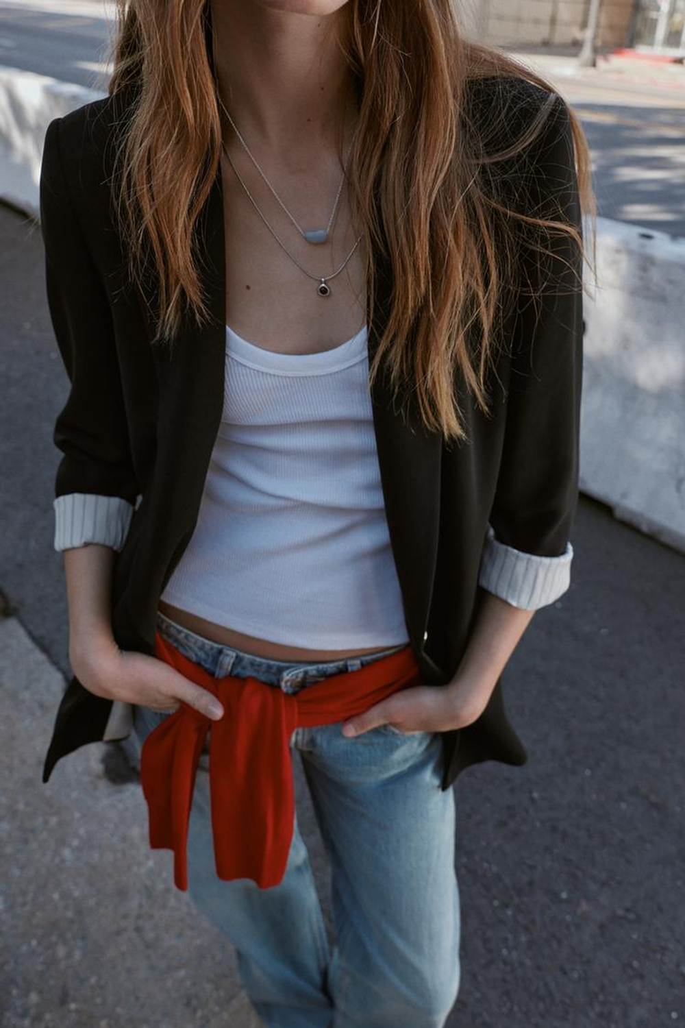 ZARA БЛЕЙЗЕР С ПРИНТОМ НА МАНЖЕТАХ, ЧЕРНЫЙ