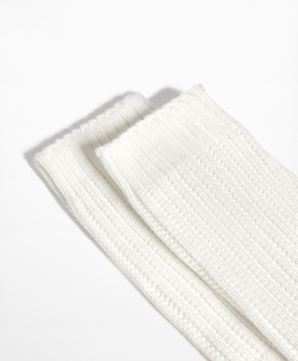 Oysho Хлопковые высокие носки, белый