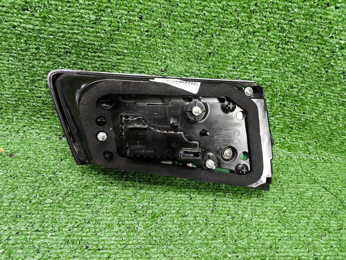 Фонарь правый внутренний BMW 5er G30 (2020-2023)