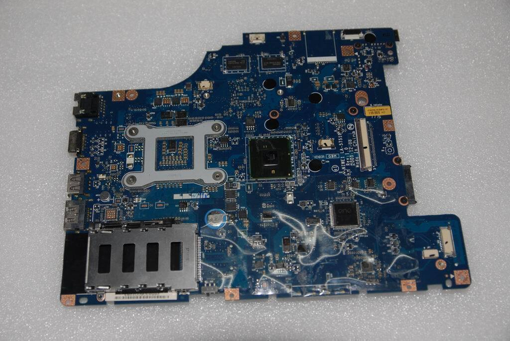 Материнская плата для ноутбука Lenovo G460 NIWE1 LA-5751P GE2 512M W/BT&HDMI&CMOS WO/3G (11012710), оригинал