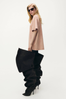 H&M - Glenn Martens Футболка с вышивкой, розовый